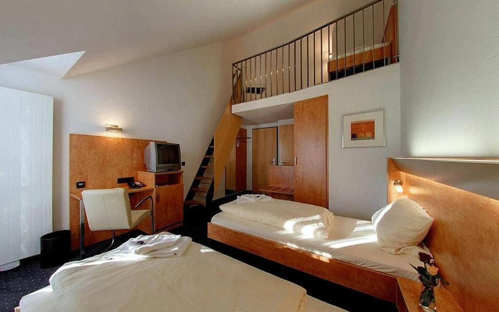 Hotel Gasthof Gross Bergkirchen  Room photo